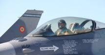 Stire din Eveniment : Șase avioane F-16 au fost preluate oficial de către Forțele Aeriene Române