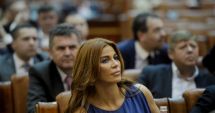 Stire din Social : Andreea Cosma, despre Negulescu: "Să spună cum mi-a stricat cariera, cum am pierdut sarcina"
