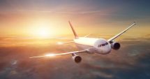 Stire din Eveniment : Un avion cu 140 de oameni la bord a aterizat de urgență!