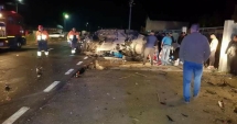 Stire din Eveniment : TRAGEDIE PE ȘOSEA! Doi morți și doi răniți, după o coliziune violentă