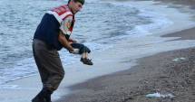 Stire din Actualitate : Descoperire macabră! Corpurile a doi copii, găsite pe plajă