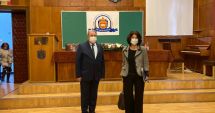 Stire din Cultură-Educație : Oaspeţi de seamă la Colegiul Mircea cel Bătrân