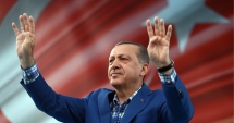 Recep Tayyip Erdogan l-a primit pe ministrul rus al Apărării