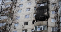 Stire din Eveniment : Locuință aruncată în aer, din cauza unei acumulări de gaze. Victima arsă, de urgență la spital