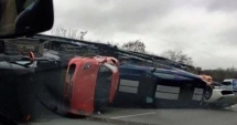 Stire din Eveniment : ACCIDENT în lanț pe Autostradă. La un pas de tragedie. Opt mașini au fost implicate