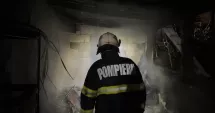 Stire din Eveniment : Incendiu la o locuință din Isaccea. Pompierii au salvat casa și au limitat pagubele