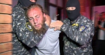 Stire din Eveniment : POLIȚIST UCIS ÎN GARĂ / Declarația halucinantă a asasinului: "Urăsc polițiștii, am jurat să mă răzbun, să le iau viața"