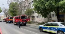 Stire din Eveniment : Incendiu într-un apartament din Tulcea. O femeie a fost evacuată și dusă la spital