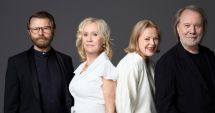 Stire din Actualitate : Legendara trupă ABBA a lansat prima melodie cu tematică de Crăciun
