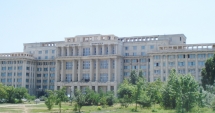 Stire din Eveniment : Academia Română, prejudiciată cu peste trei milioane de euro