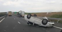 Stire din Eveniment : Grav accident rutier pe Autostrada Soarelui. O mașină s-a răsturnat! Sunt patru victime