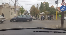 Stire din Eveniment : GRAV ACCIDENT RUTIER la Constanța! O mașină făcută praf în mijlocul orașului