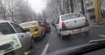 Stire din Eveniment : ACCIDENT CU 5 AUTOTURISME pe bulevardul Mamaia. Traficul în zonă, ÎNGREUNAT