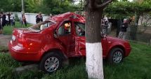 Stire din Eveniment : Galerie foto / GRAV ACCIDENT RUTIER, cu o victimă. Volkswagen făcut praf!