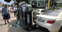 Stire din Eveniment : Accident cu victime în zona Dacia. Un turc a lovit trei mașini și apoi s-a răsturnat