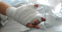 Stire din Social : Mașinist accidentat la locul de muncă