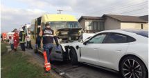 Stire din Actualitate : Plan roşu de intervenţie, după ce un microbuz şcolar a fost implicat într-un grav accident, în Drăgăneşti, Prahova