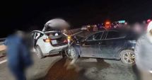 Stire din Eveniment : Accident terifiant în care au fost implicate cinci maşini, în care se aflau 15 pasageri. Patru persoane primesc îngrijii medicale