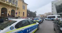 Stire din Eveniment : Accident în lanț în Capitală. Trei mașini, un scuter și un troleibuz implicate