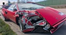 Stire din Actualitate : Un șofer de 83 de ani a scăpat miraculos după ce a făcut praf un Lamborghini într-un accident