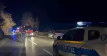 Stire din Eveniment : Două mașini s-au făcut scrum într-un accident mortal. Patru persoane și-au pierdut viața