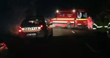 Stire din Eveniment : Carnagiu pe șosea. Un mort și un rănit grav după impact devastator între tir și mașină