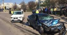 Stire din Eveniment : Accident grav în Poarta 6. Doi șoferi au ajuns la spital