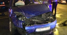 Stire din Eveniment : GRAV ACCIDENT RUTIER. Pietoni spulberați chiar pe trecere, după ce două mașini s-au ciocnit