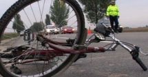 Stire din Eveniment : Doi bicicliști, soț și soție, accidentați mortal de un autoturism, pe DN 23