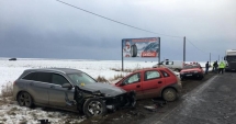 Stire din Eveniment : Carambol cu cinci mașini pe DN 11. Trei victime!