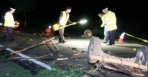 Stire din Eveniment : Un mort și șase răniți după ce un autoturism a lovit o căruță, pe DN 73
