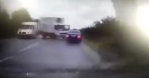 Stire din Actualitate : VIDEO: Momentul producerii accidentului în care a fost implicat președintele Republicii Moldova