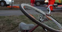 Stire din Eveniment : Ghinion teribil pentru un biciclist! La spital, după ce a fost lovit de TREI ori într-o zi!