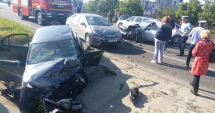 Stire din Eveniment : Grav accident rutier, după ce o șoferiță a adormit la volan. Un mort și trei răniți