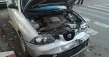Stire din Eveniment : Accident în lanț pe un bulevard: opt autoturisme implicate, patru persoane rănite