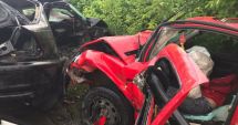 Stire din Eveniment : TREI OAMENI AU MURIT, DUPĂ UN GRAV ACCIDENT RUTIER. Planul roșu, activat