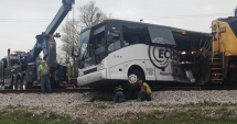 Stire din Actualitate : Accident în Mississippi: Cel puțin 4 morți și numeroși răniți după ce un tren de marfă a lovit un autobuz cu pasageri