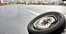 Stire din Eveniment : TRAGEDIE PE AUTOSTRADĂ, ÎN AJUN DE ANUL NOU! ZECI DE VICTIME, DUPĂ CE UN AUTOCAR S-A RĂSTURNAT