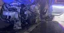 Stire din Eveniment : Şoferul care a provocat accidentul soldat cu un mort şi trei răniţi era urmărit de poliţişti