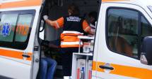 Stire din Eveniment : Autoturism lovit de un TIR