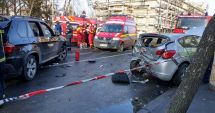 Stire din Eveniment : ACCIDENT CU PATRU MAȘINI IMPLICATE! Cinci persoane au fost rănite