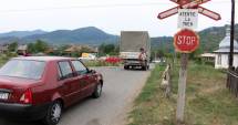Stire din Eveniment : Mașină cu mai mulți pasageri, lovită de tren, la Constanța