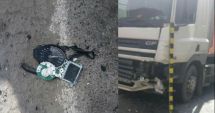 Stire din Eveniment : TRAGEDIE PE ȘOSEA! Un motociclist a murit, după ce a intrat sub TIR