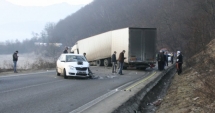 Stire din Eveniment : ACCIDENT RUTIER! Traficul, complet blocat