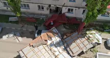 Stire din Eveniment : Vântul a făcut ravagii în Moldova. Un bărbat a murit la Huși
