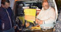 Stire din Eveniment : Țigări  de contrabandă ascunse în pereții mașinii