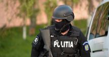 Stire din Eveniment : Acțiune de amploare a Poliției: aur, ceasuri de lux și valută, confiscate!