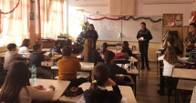 Stire din Eveniment : Acțiuni ale polițiștilor, pe străzi și în unități de învățământ