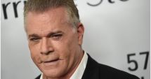 Stire din Eveniment : Deces neaşteptat la Hollywood: Actorul Ray Liotta a murit în somn