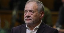 Stire din Eveniment : VIDEO / Momentul în care Dumitru Buzatu primește geanta cu bani: „Mulțumesc, eram pe drojdie“